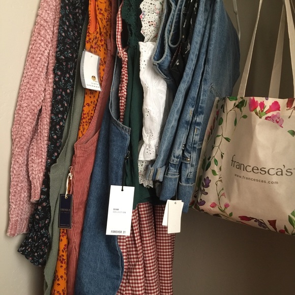 Meet your Posher, Chelsey - Picture 2 of 8